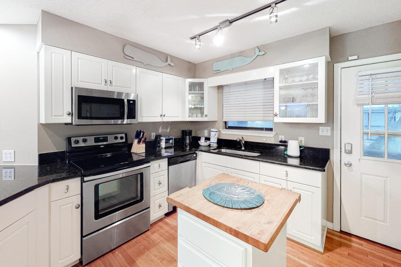 The Dugout By Meyer Vacation Rentals Gulf Shores Exterior photo